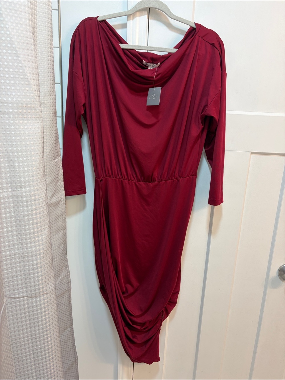 Dress Day Women's Long-Sleeve Draped Cowl Dress in Wine - Size L